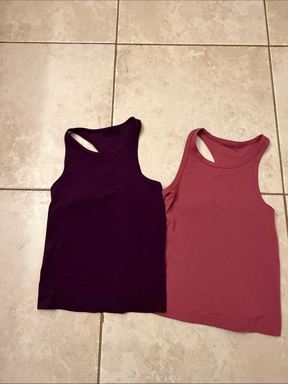 Lululemon tanks size 10